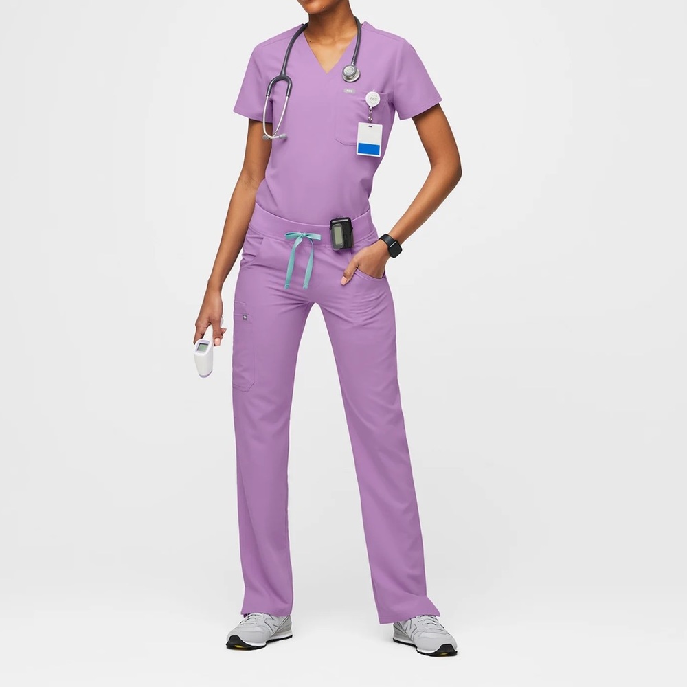 FIGS lilac dawn set. Size small